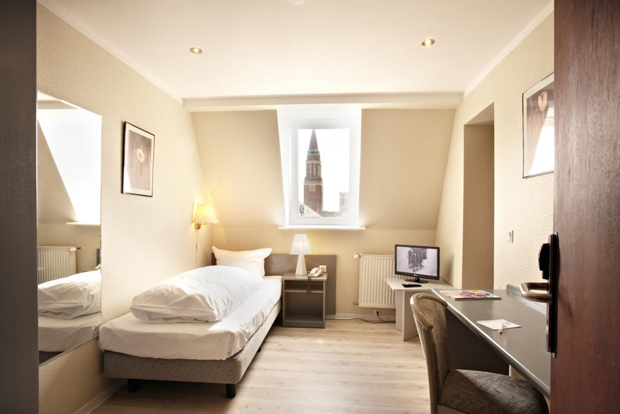 Hotel City Kiel By Premiere Classe Экстерьер фото